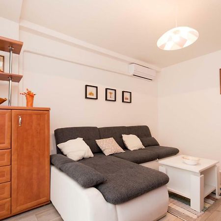 Apartman Lux Дарувар Екстер'єр фото