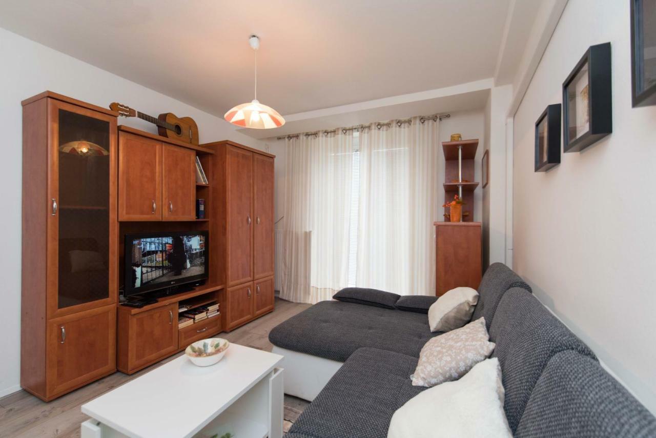 Apartman Lux Дарувар Екстер'єр фото